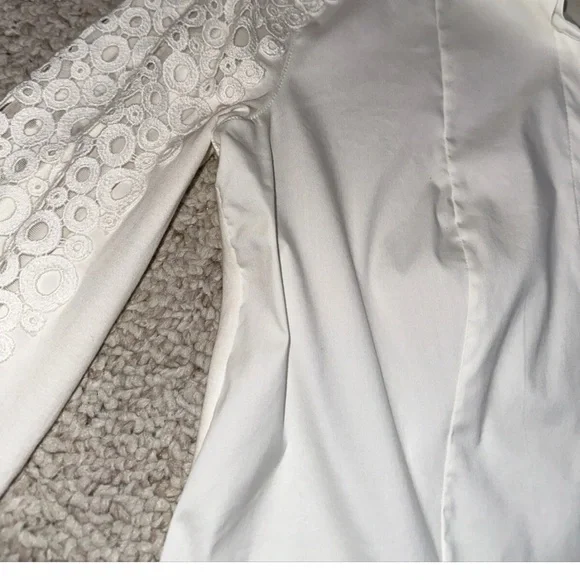 Akris Punto Stretch Blouse White Button Up Down Lace Sheer Sleeves Women’s Sz 10 - Picture 2 of 5